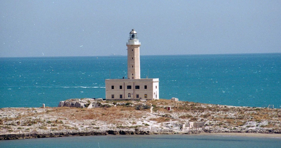 Fari- faro isola di santa eufemia